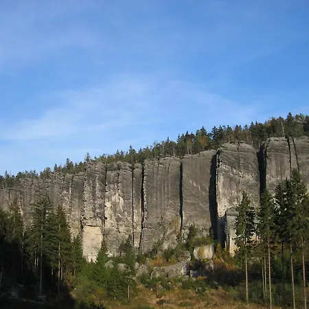 Selsky Dvur 2 * Полице-над-Метуйи