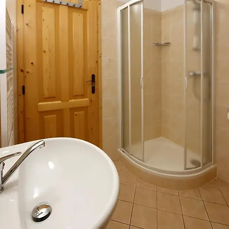 Selsky Dvur 2 בית הארחה *